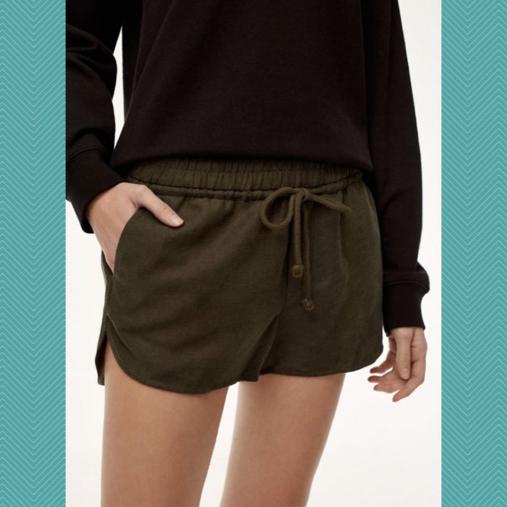 Wilfred Free Army Green Tencel Linen Blend Mid Rise Habitus Shorts